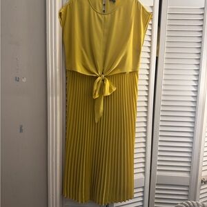 Madison Yellow Pleated Midi Sundress